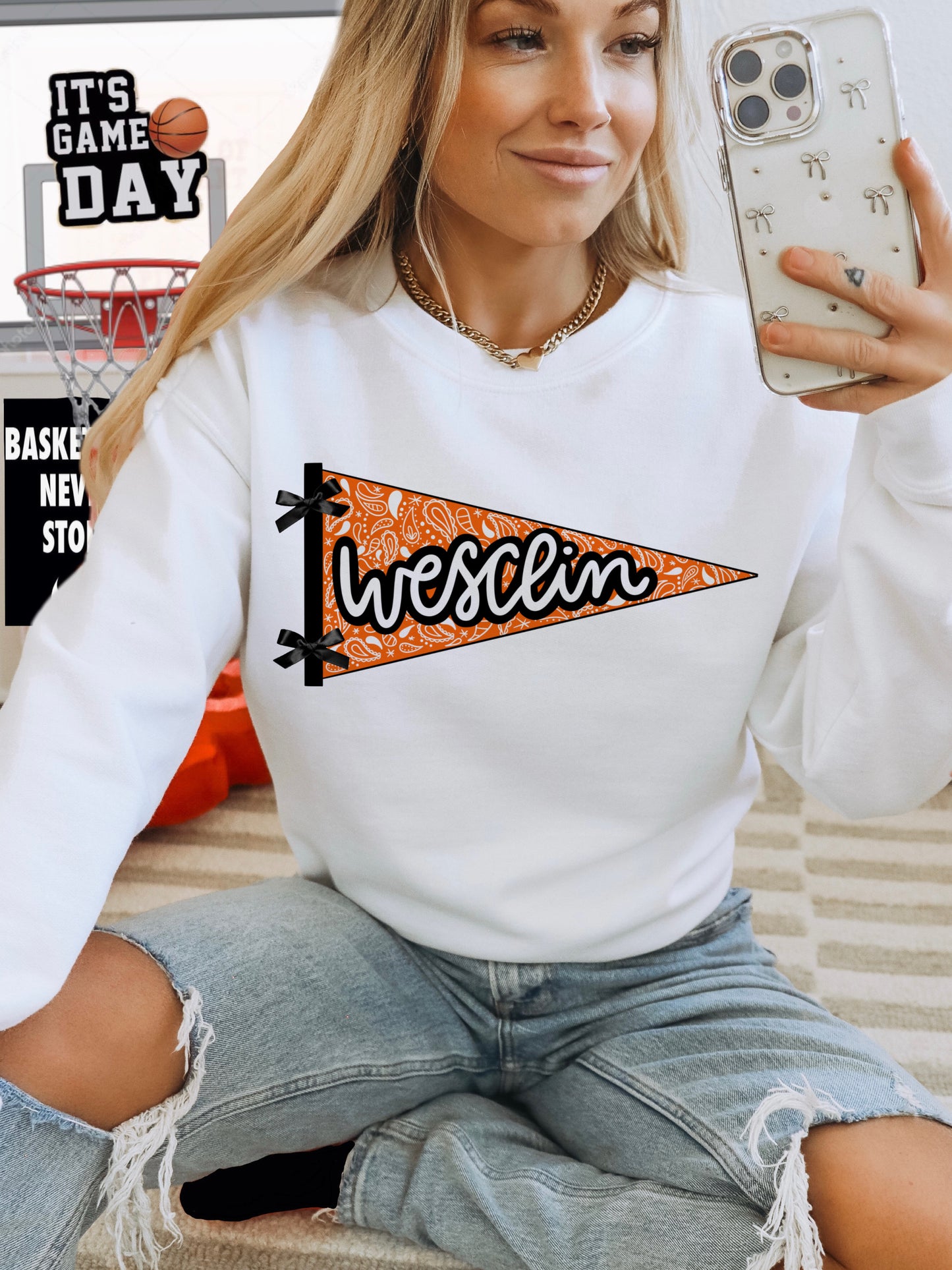 Pennant Spirit Crewneck
