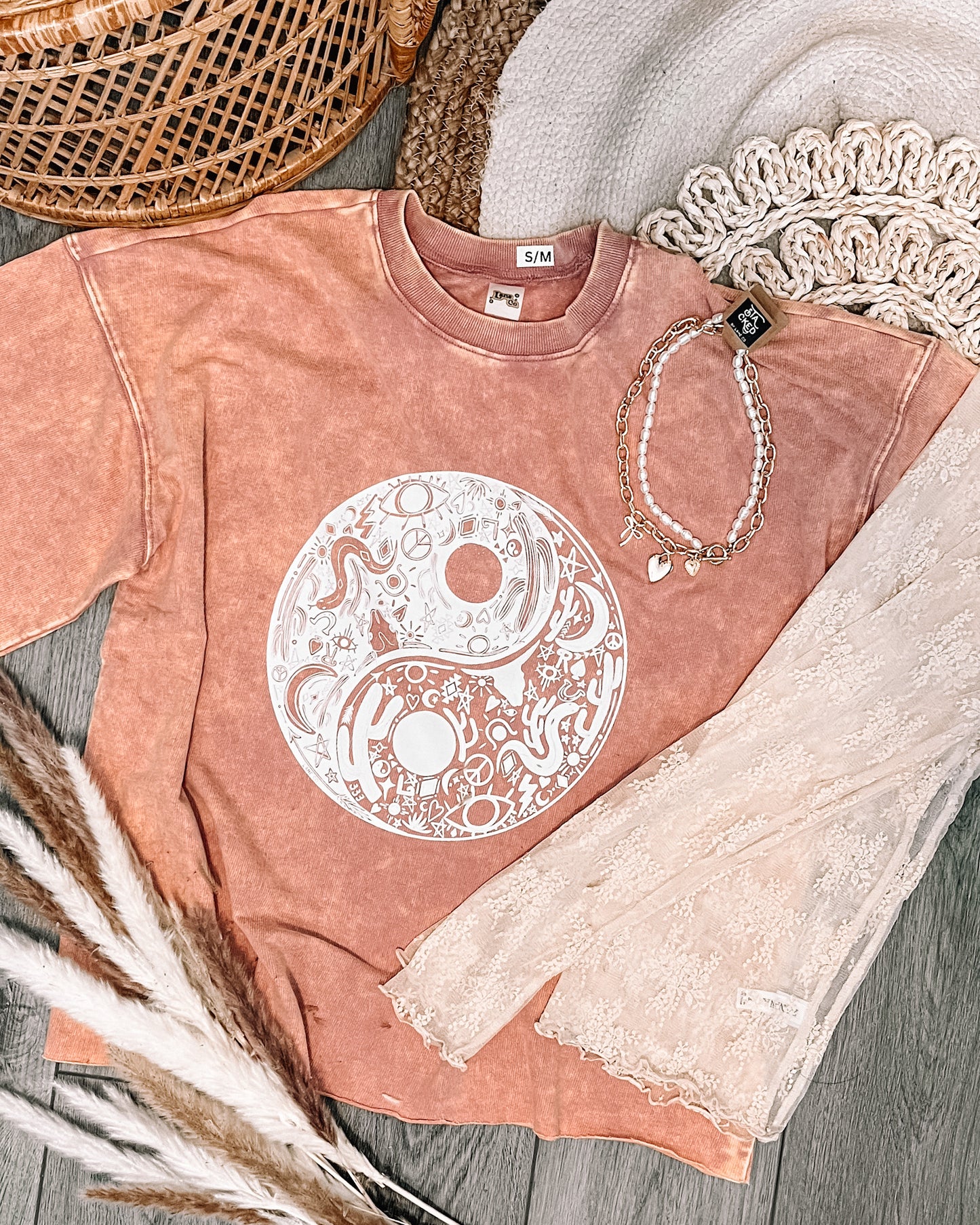 Desert Doodle Yin Yang — Pale Pink Acid Wash