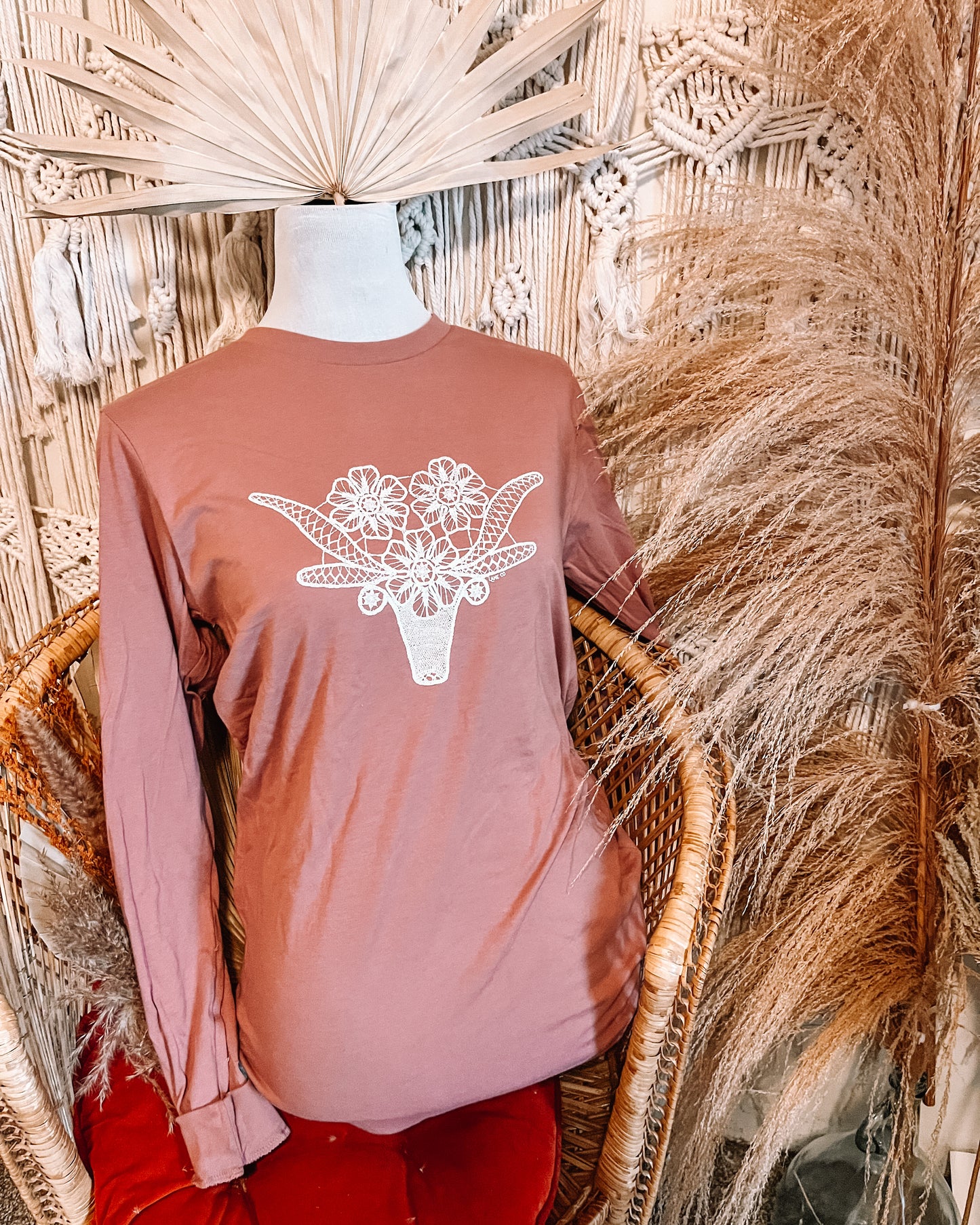 Lace Longhorn Long-sleeve Tee